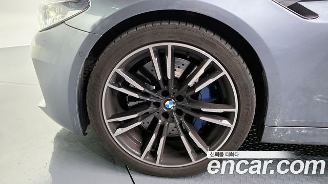 BMW M5 M5 Sedan