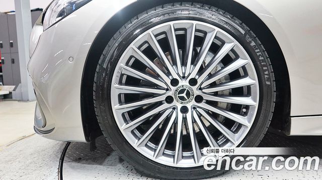 Mercedes-Benz C-Class W206 C300 4MATIC AMG Line