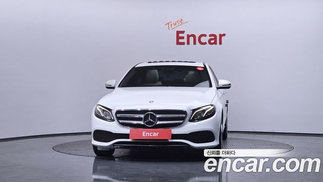 Mercedes-Benz E-Class E220d Avantgarde