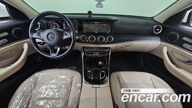 Mercedes-Benz E-Class E220d Avantgarde