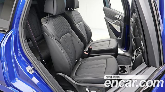 BMW X7 (G07) M60i xDrive First Edition 6STR
