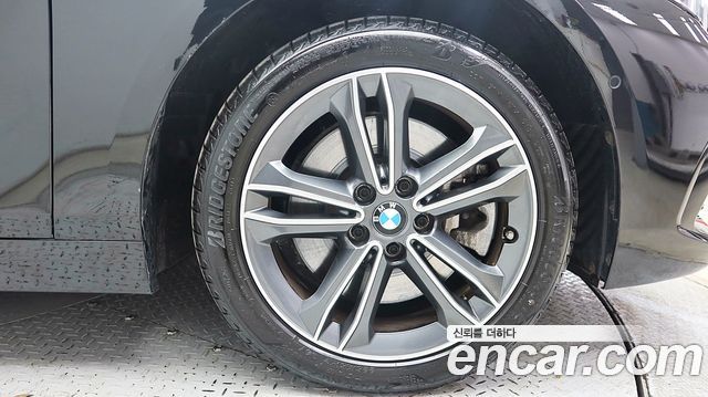 BMW 1Series (F40) 120i Sports
