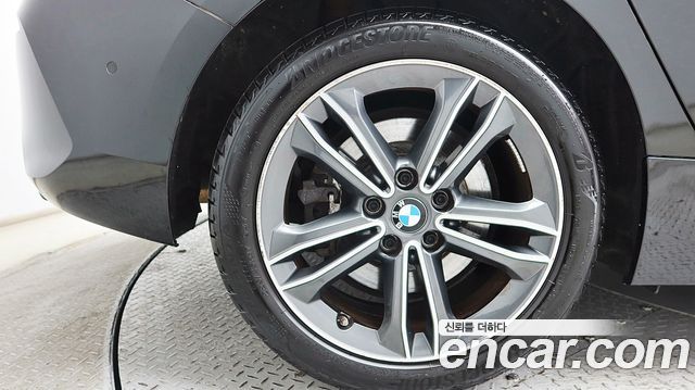 BMW 1Series (F40) 120i Sports