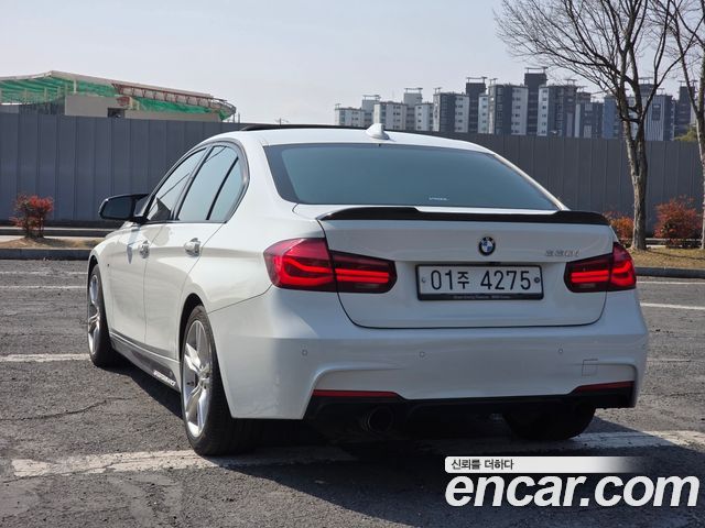 BMW 3Series (F30) 320i M Sport Shadow