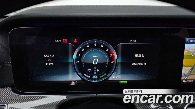 Mercedes-Benz E-Class E350 4MATIC AMG Line
