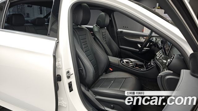 Mercedes-Benz E-Class E350 4MATIC AMG Line