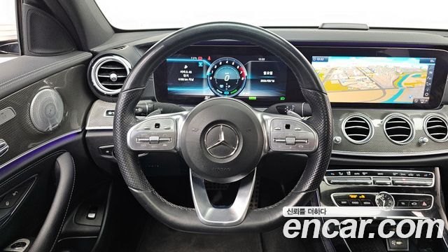 Mercedes-Benz E-Class E350 4MATIC AMG Line