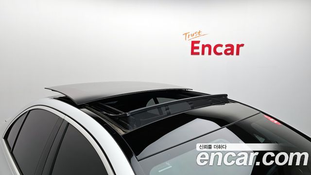 Mercedes-Benz E-Class E350 4MATIC AMG Line