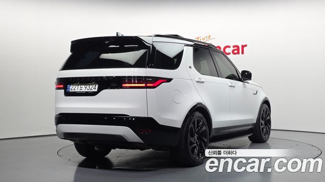 Land Rover Discovery P360 R-Dynamic SE