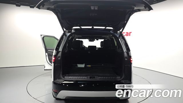 Land Rover Discovery P360 R-Dynamic SE