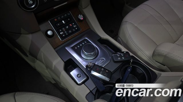 Land Rover Discovery 3.0 SDV6 SE