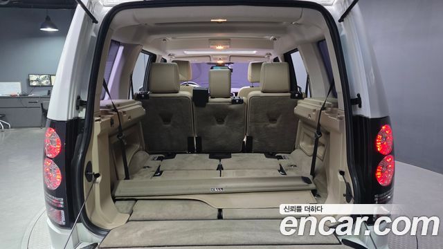 Land Rover Discovery 3.0 SDV6 SE