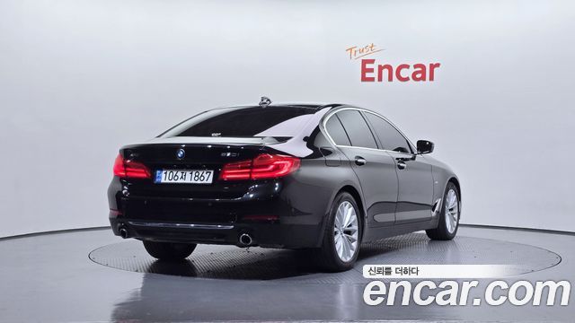 BMW 5-Series 530i xDrive Luxury Plus