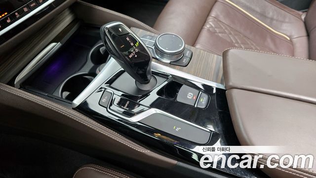 BMW 5-Series 530i xDrive Luxury Plus