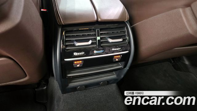 BMW 5-Series 530i xDrive Luxury Plus