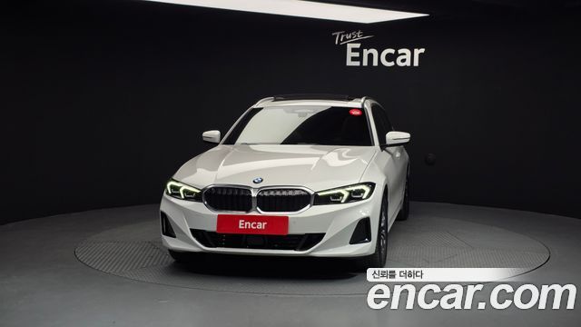 BMW 3-Series 320i Touring