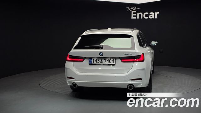 BMW 3-Series 320i Touring