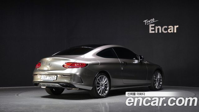 Mercedes-Benz C-Class C200 Coupe
