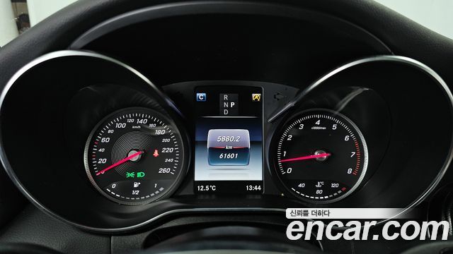 Mercedes-Benz C-Class C200 Coupe