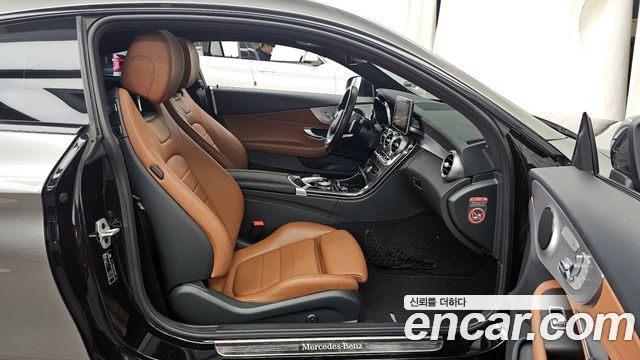 Mercedes-Benz C-Class C200 Coupe