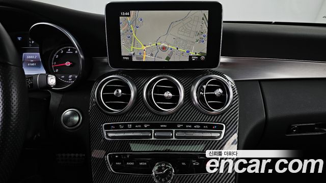 Mercedes-Benz C-Class C200 Coupe