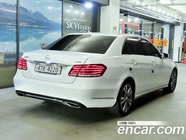 Mercedes-Benz E-Class E220 CDI Avantgarde