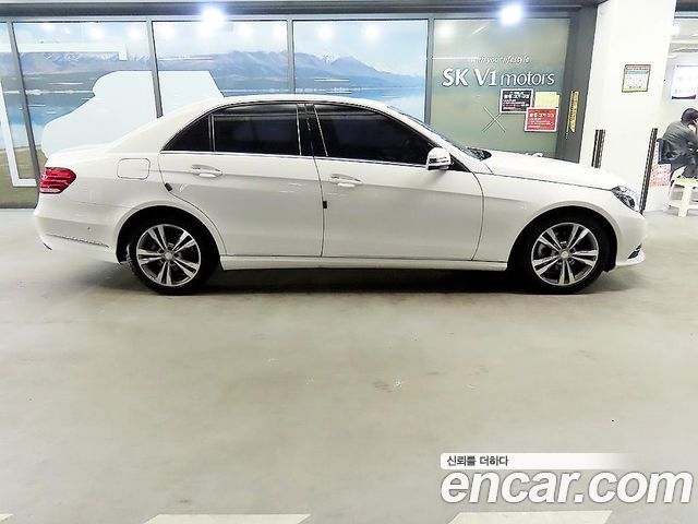 Mercedes-Benz E-Class E220 CDI Avantgarde