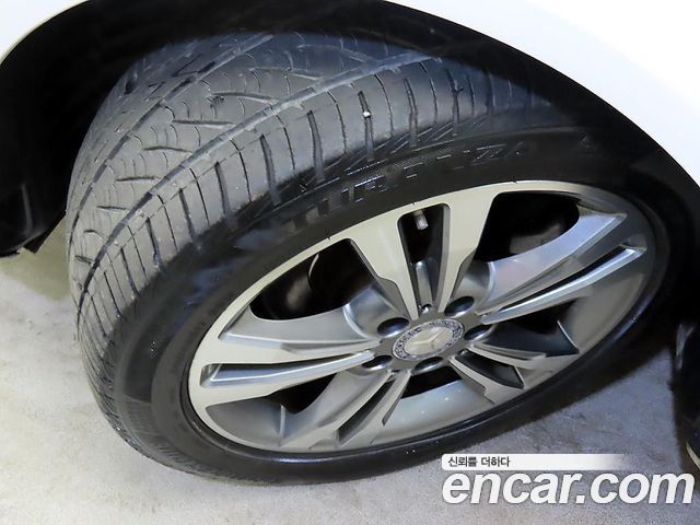 Mercedes-Benz E-Class E220 CDI Avantgarde
