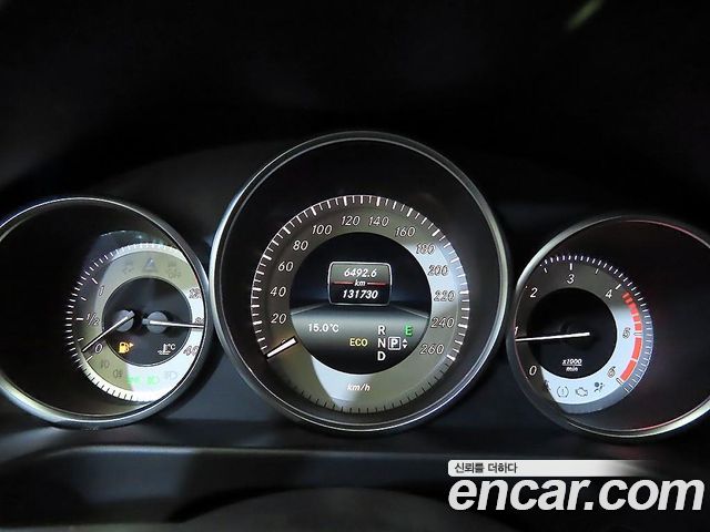 Mercedes-Benz E-Class E220 CDI Avantgarde