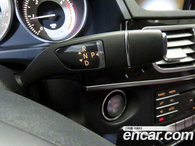Mercedes-Benz E-Class E220 CDI Avantgarde