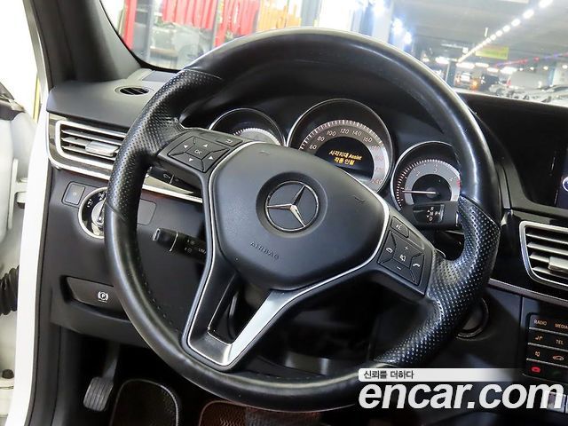 Mercedes-Benz E-Class E220 CDI Avantgarde