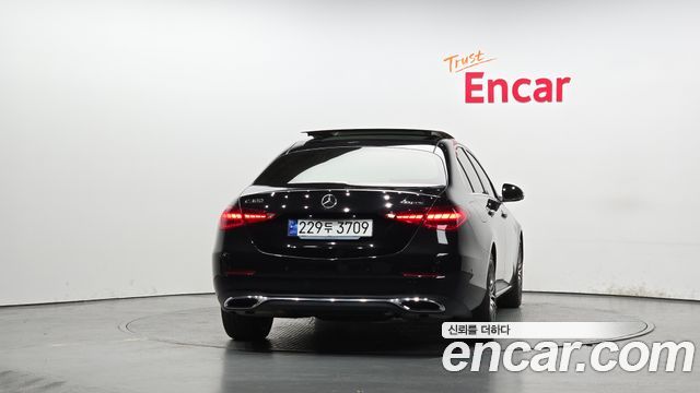 Mercedes-Benz C-Class C300 4MATIC Avantgarde