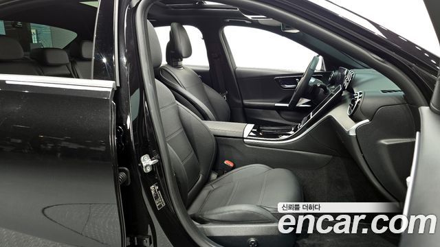 Mercedes-Benz C-Class C300 4MATIC Avantgarde