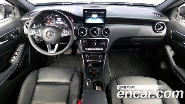Mercedes-Benz A-Class W176 A200