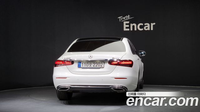Mercedes-Benz E-Class E450 4MATIC Exclusive