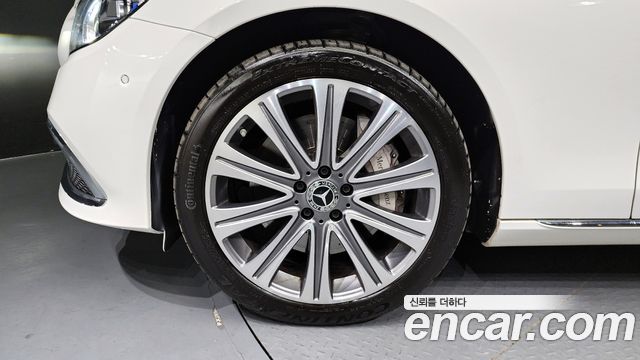 Mercedes-Benz E-Class E450 4MATIC Exclusive