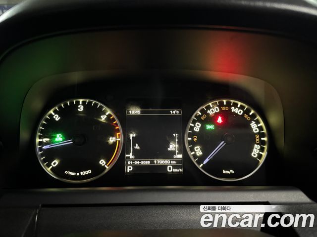 Land Rover Discovery 3.0 SDV6 HSE