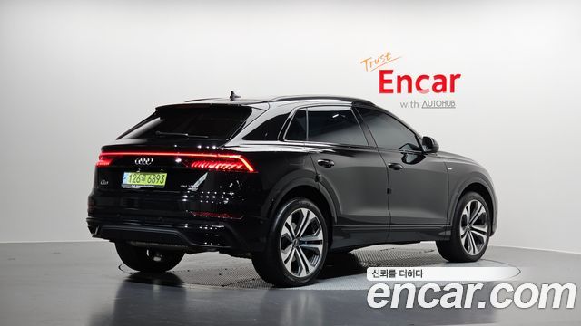 Audi Q8 55 TFSI Quattro Premium