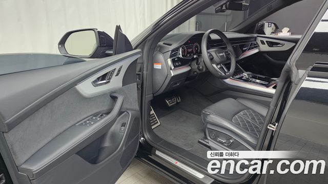 Audi Q8 55 TFSI Quattro Premium