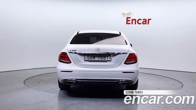 Mercedes-Benz E-Class E300 Avantgarde