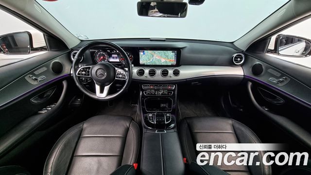 Mercedes-Benz E-Class E300 Avantgarde