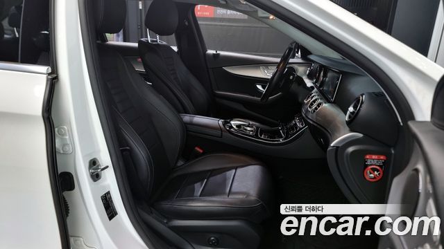 Mercedes-Benz E-Class E300 Avantgarde
