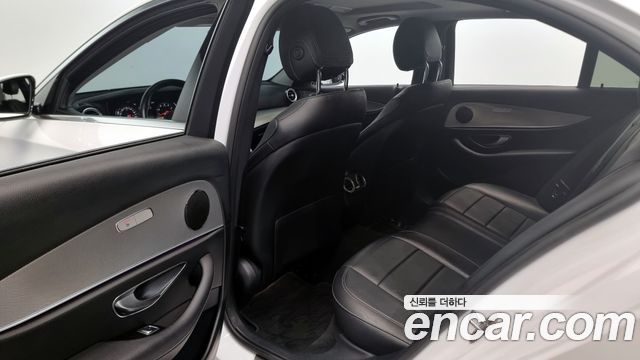 Mercedes-Benz E-Class E300 Avantgarde
