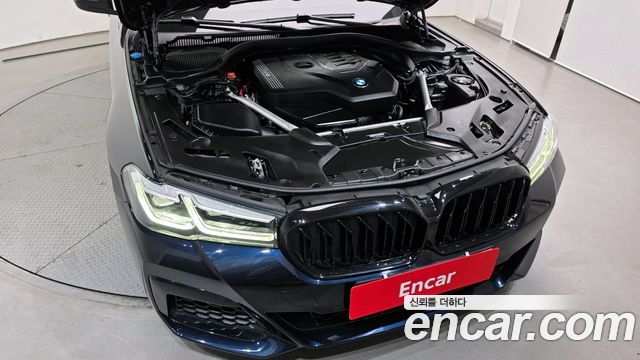 BMW 5-Series 520i M Sport