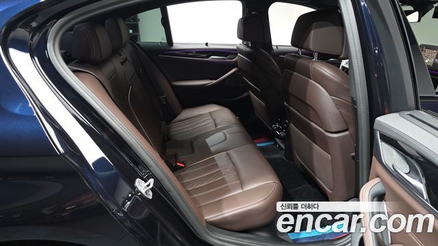 BMW 5-Series 530i M Sport Package