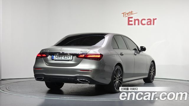 Mercedes-Benz E-Class E350 4MATIC AMG Line