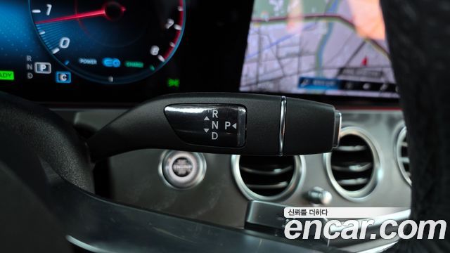 Mercedes-Benz E-Class E350 4MATIC AMG Line