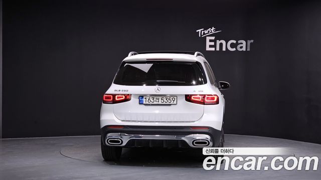 Mercedes-Benz GLB-Class GLB250 4MATIC