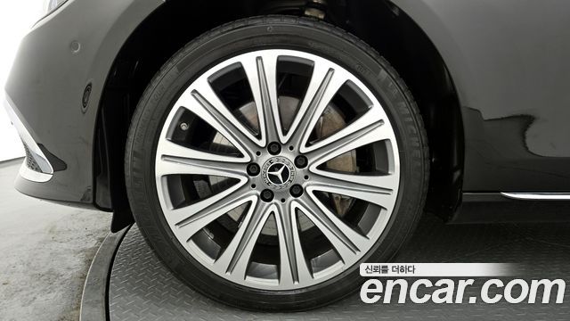 Mercedes-Benz E-Class E350 4MATIC Exclusive
