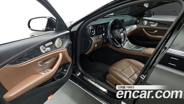 Mercedes-Benz E-Class E350 4MATIC Exclusive